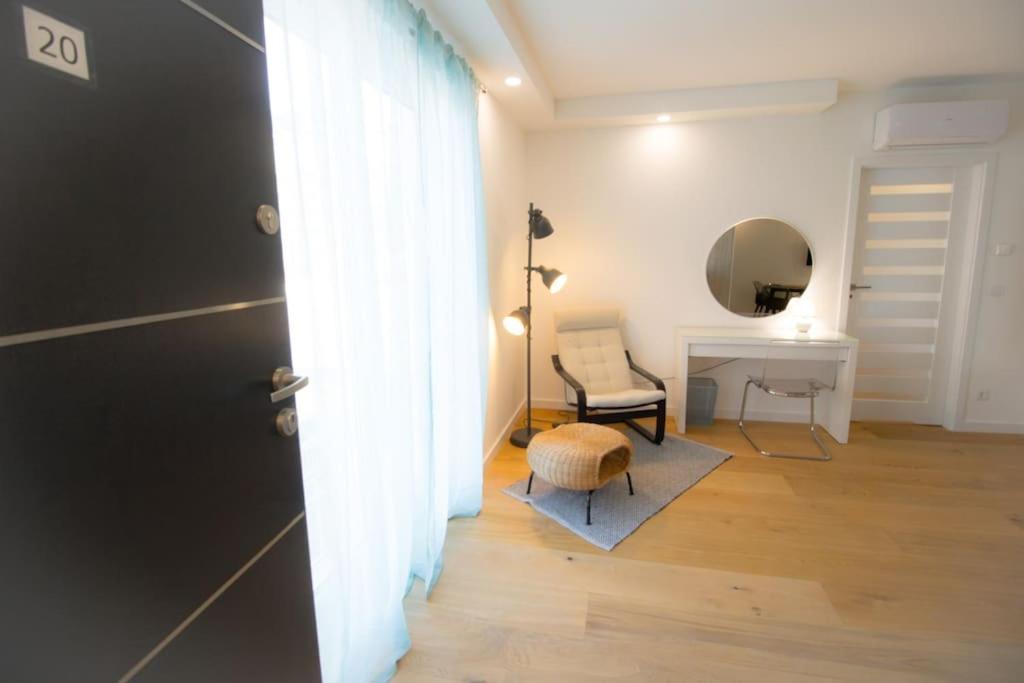 Charming Apartment In Heart Of Vienna L Jos20 Екстериор снимка