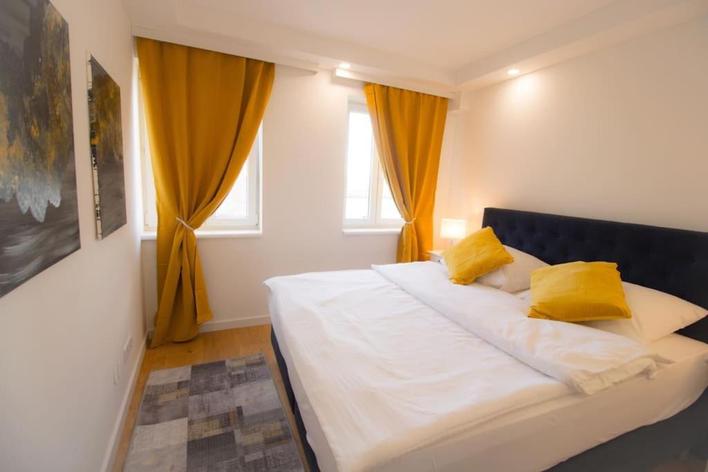 Charming Apartment In Heart Of Vienna L Jos20 Екстериор снимка